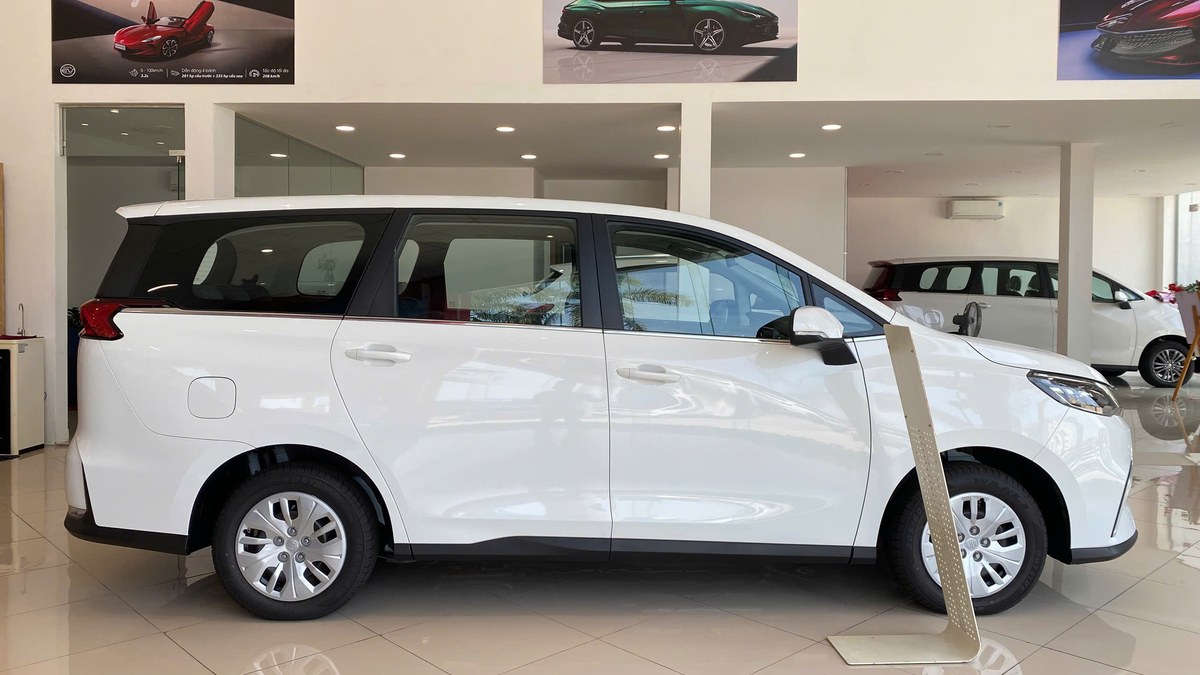 Xe MG tại MG Hà Đông
